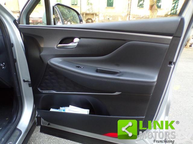 HYUNDAI Santa Fe 2.2 CRDi 4WD A/T 7 posti Xprime con Garanzia