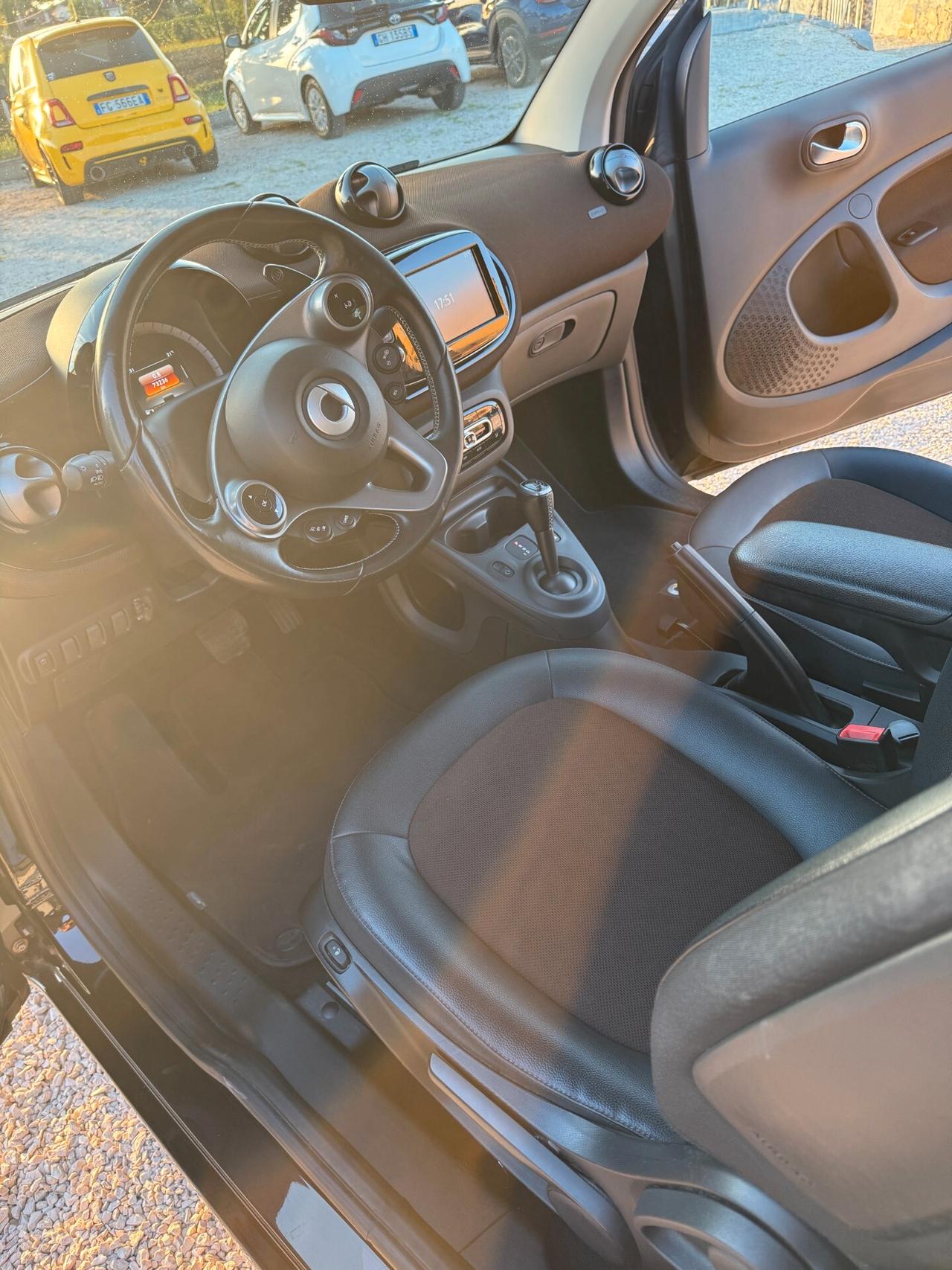 Smart ForTwo 90 0.9 T twinamic cabrio Perfect