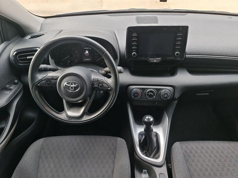 Toyota Yaris 1.0 5 porte Active