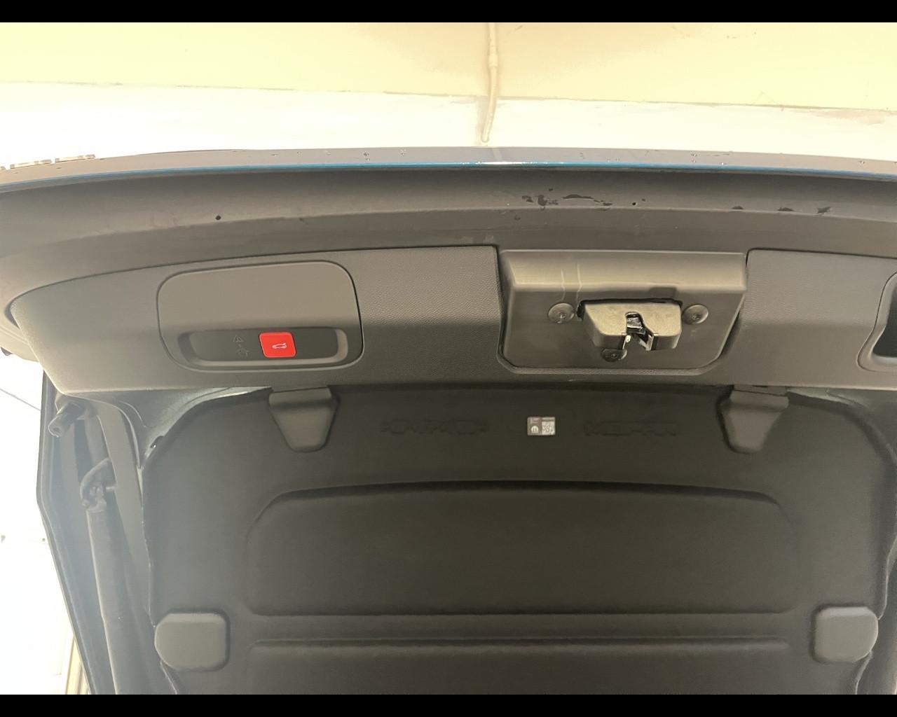PEUGEOT Nuova 408 - Hybrid 136 e-DCS6 GT