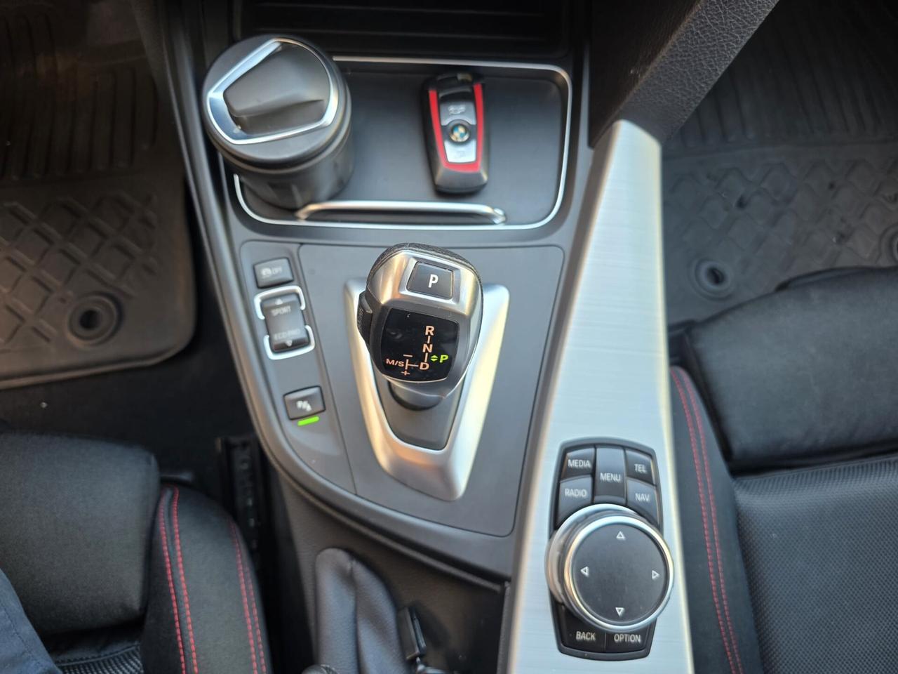 Bmw 318 d 150 Cv Touring Sport+Fari Led+Navy....