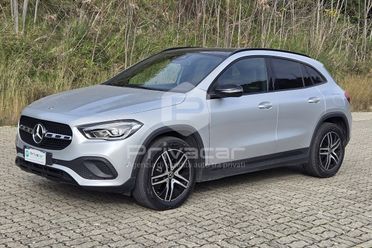 MERCEDES GLA 200 d Automatic 4Matic Premium