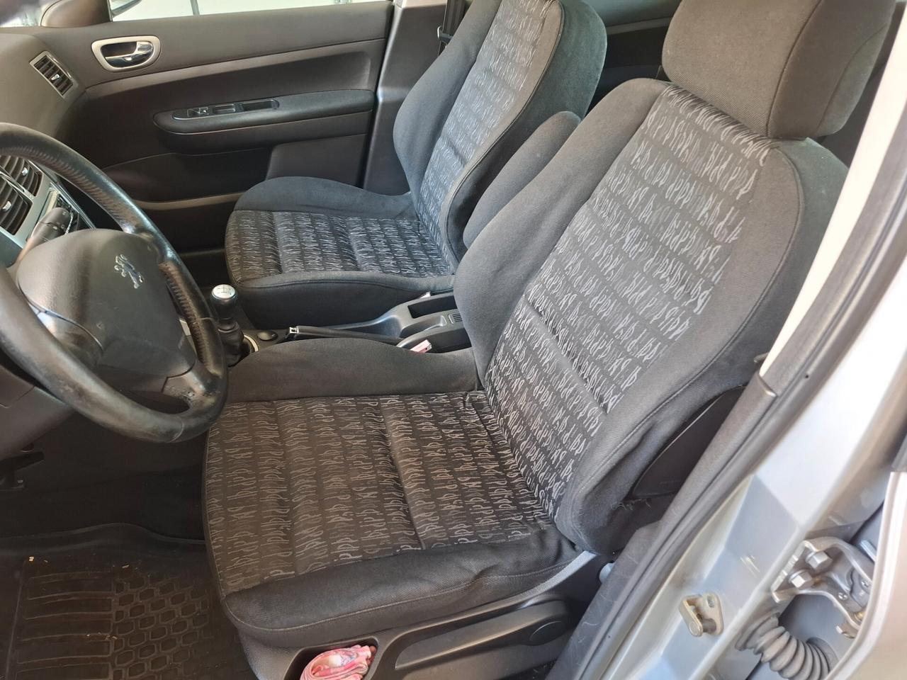 Peugeot 307 2.0 HDi 5p. XS