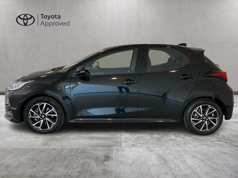 Toyota Yaris Hybrid Trend MY22