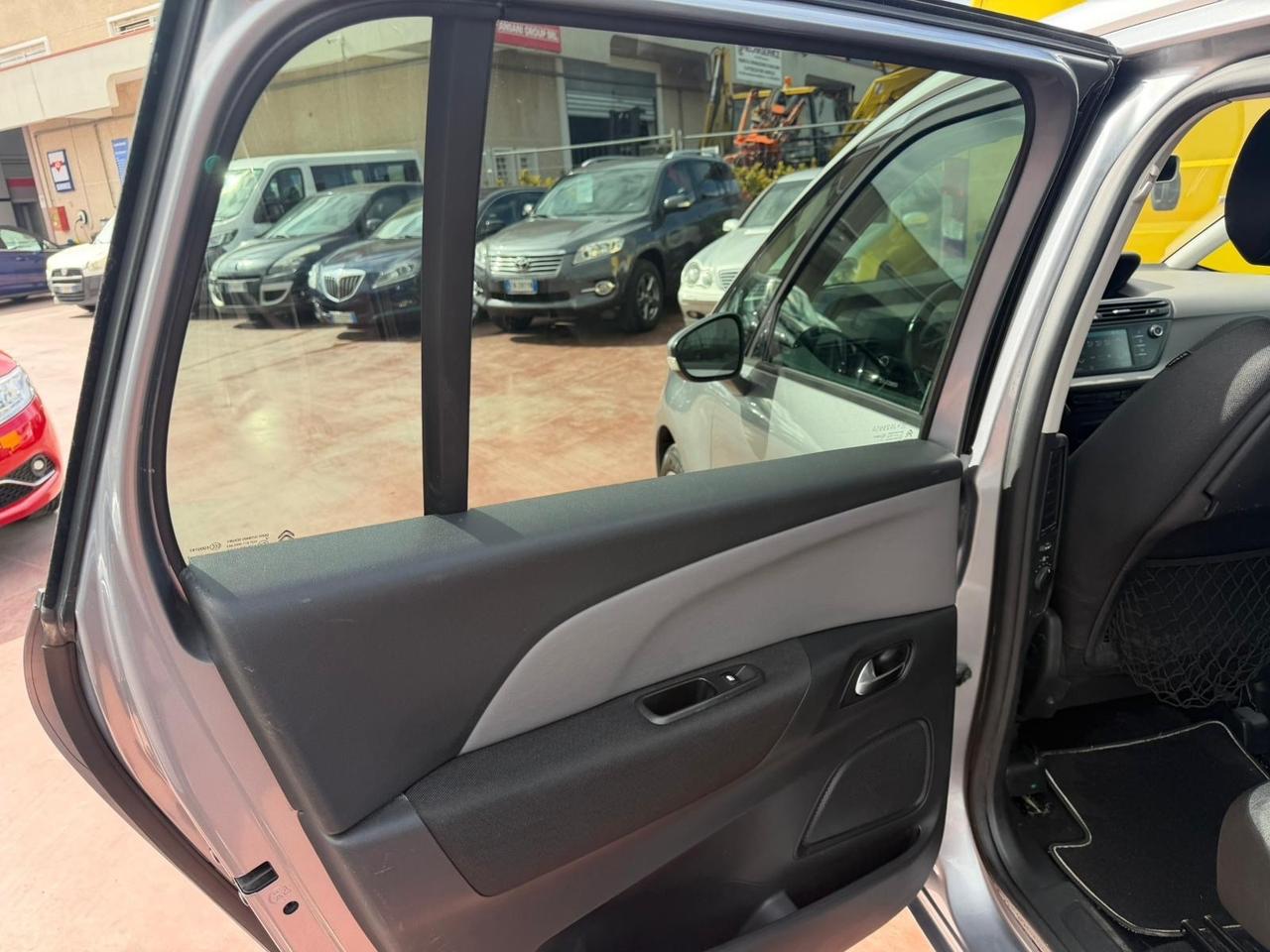 Citroen Grand C4 Picasso BlueHDi 120 S&S Feel