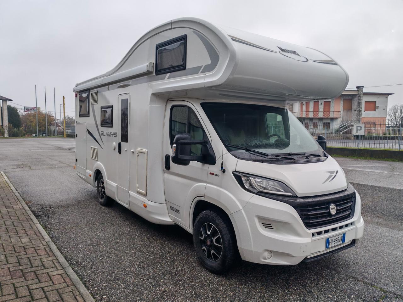 Mclouis GLAMYS 326 ducato