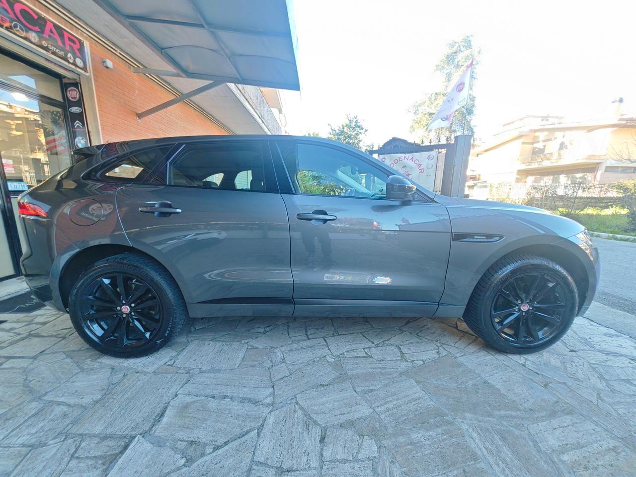 Jaguar F-Pace 2.0 D 180 CV R-Sport