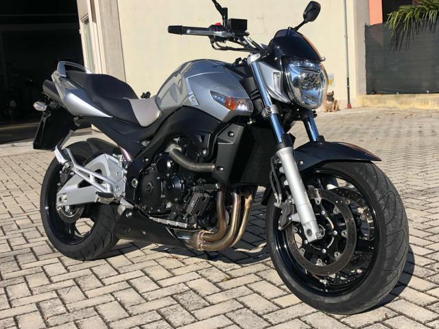 SUZUKI GSR 600 19.000km !!!