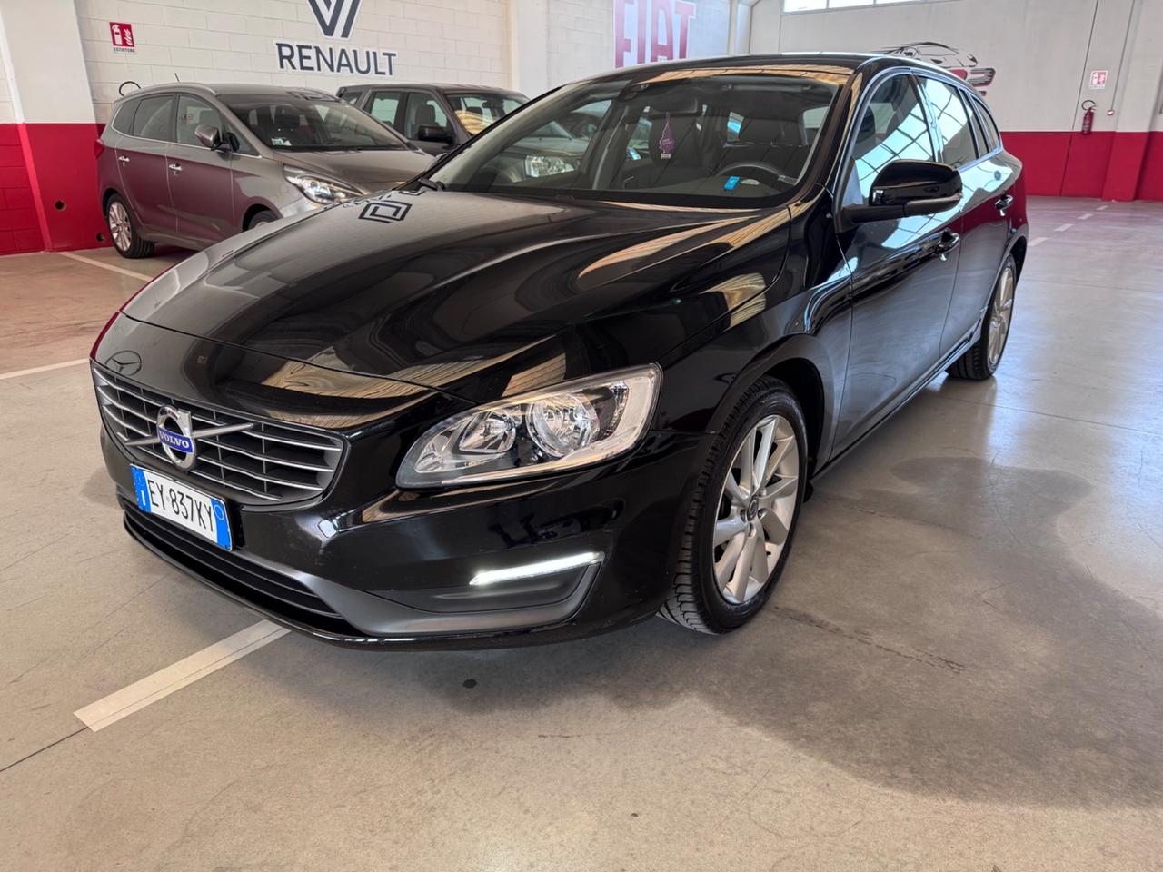 Volvo V60 D4 Geartronic Kinetic. Euro 6B