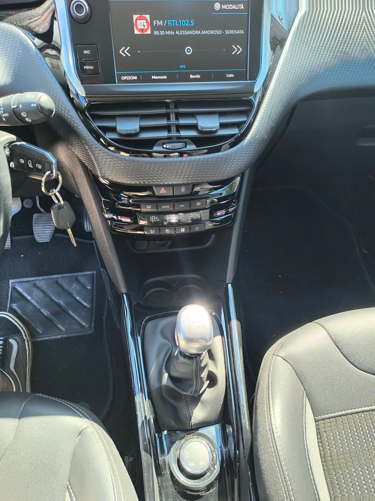Peugeot 2008 BlueHDi 100 S&S Allure