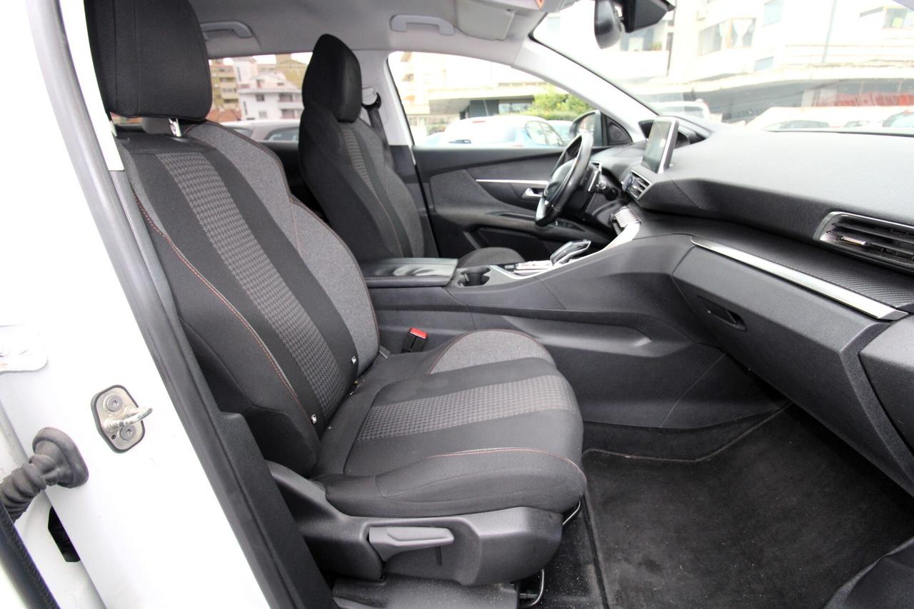 Peugeot 3008 BlueHDi 120 S&S EAT6 Active