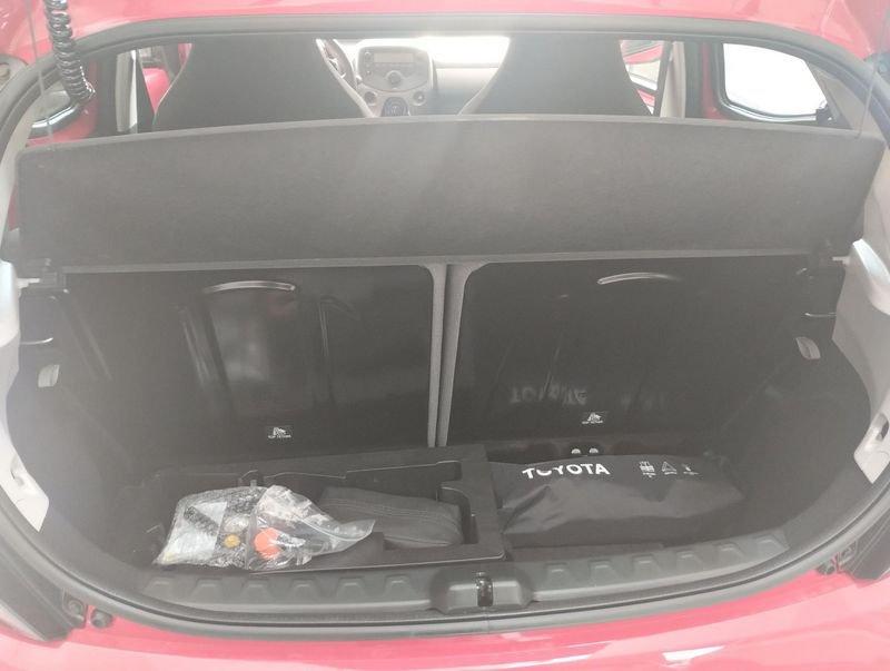 Toyota Aygo Connect 1.0 VVT-i 72 CV 5 porte x-cool MMT