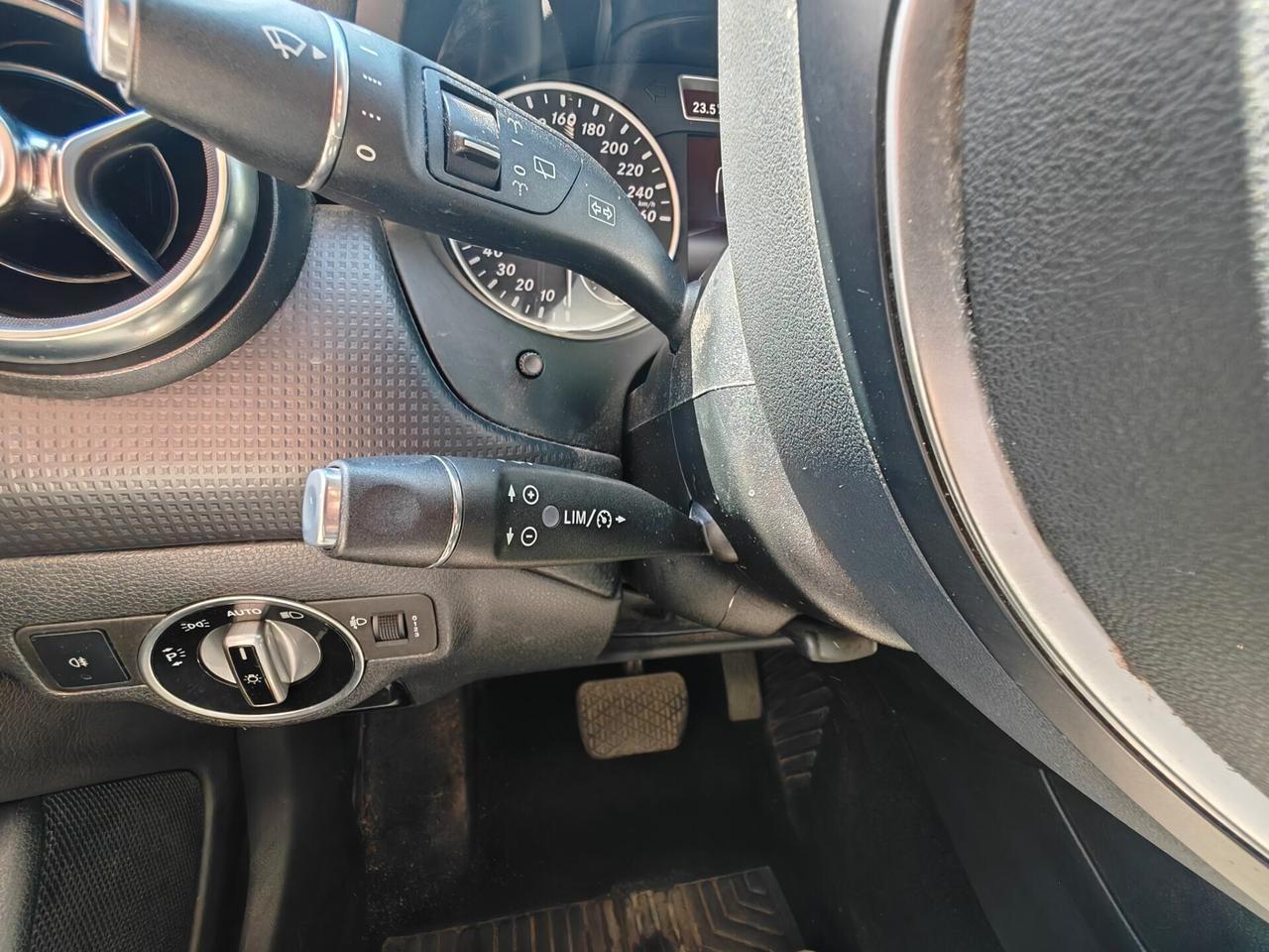 Mercedes-benz A 180 d Automatica Business