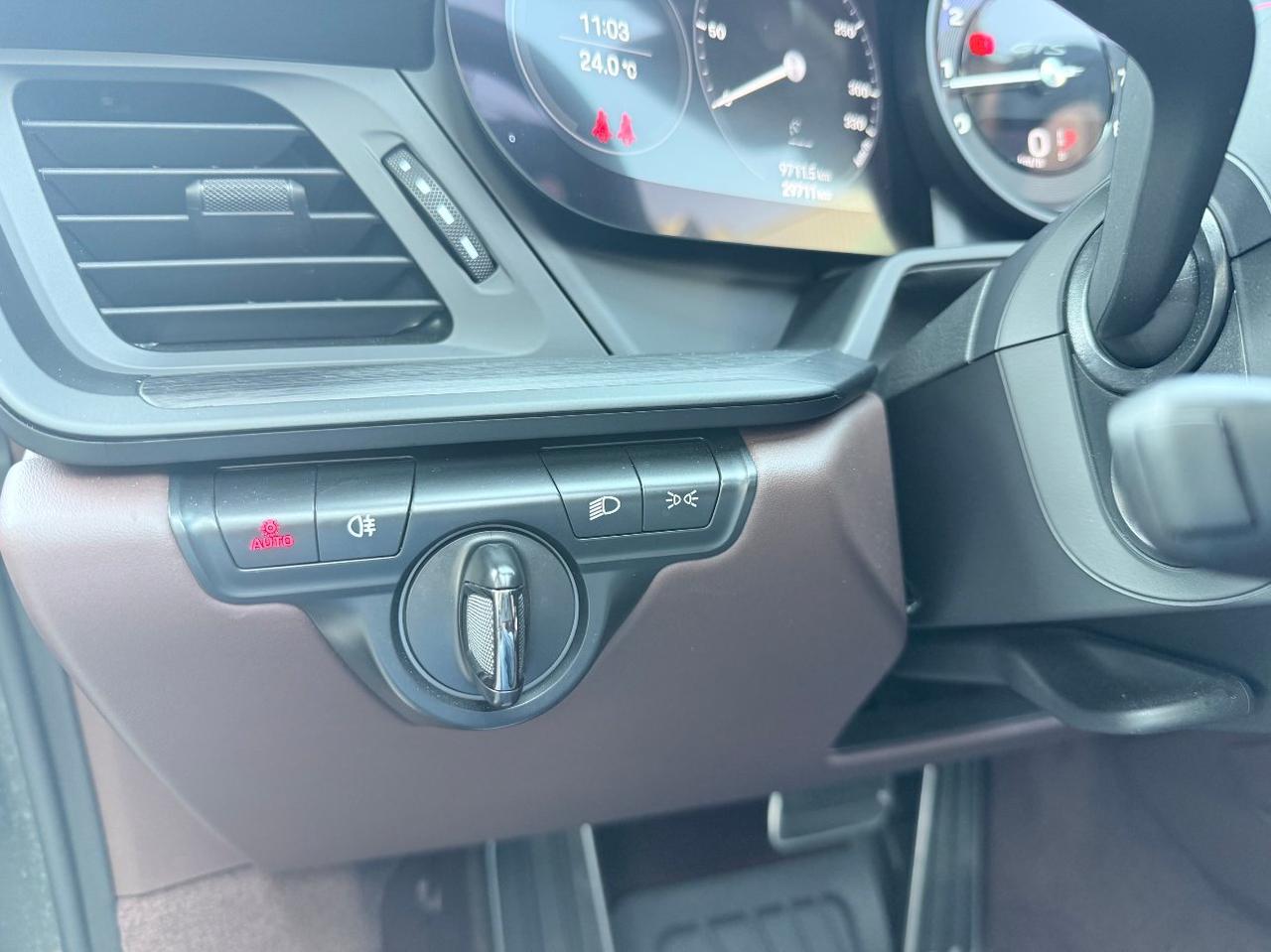 Porsche 911 Targa 3.0 4 GTS auto