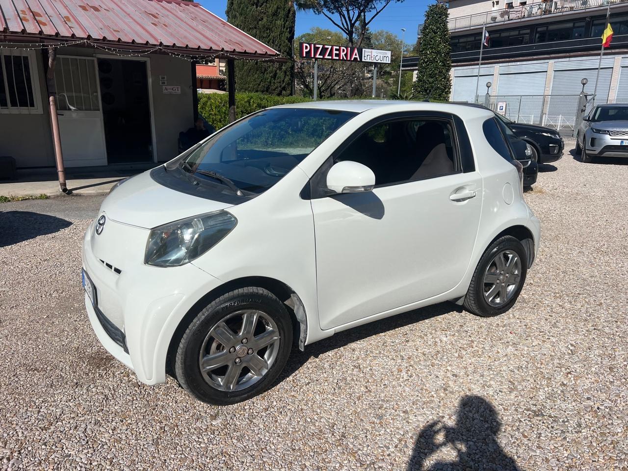 Toyota iQ 1.0 Sol