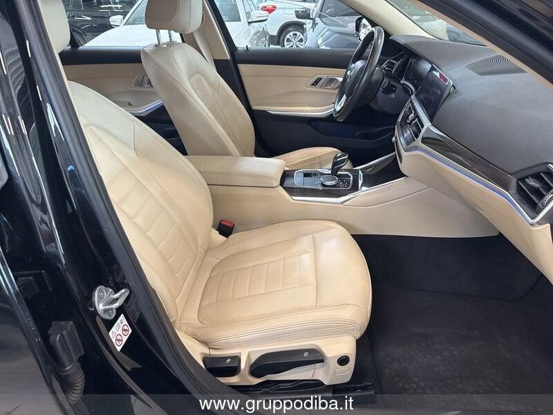 BMW Serie 3 G21 2019 Touring Diese 320d Touring mhev 48V Luxury auto