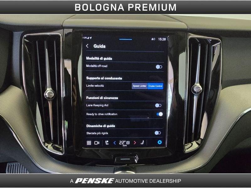 Volvo XC60 B4 (d) automatico Plus Bright