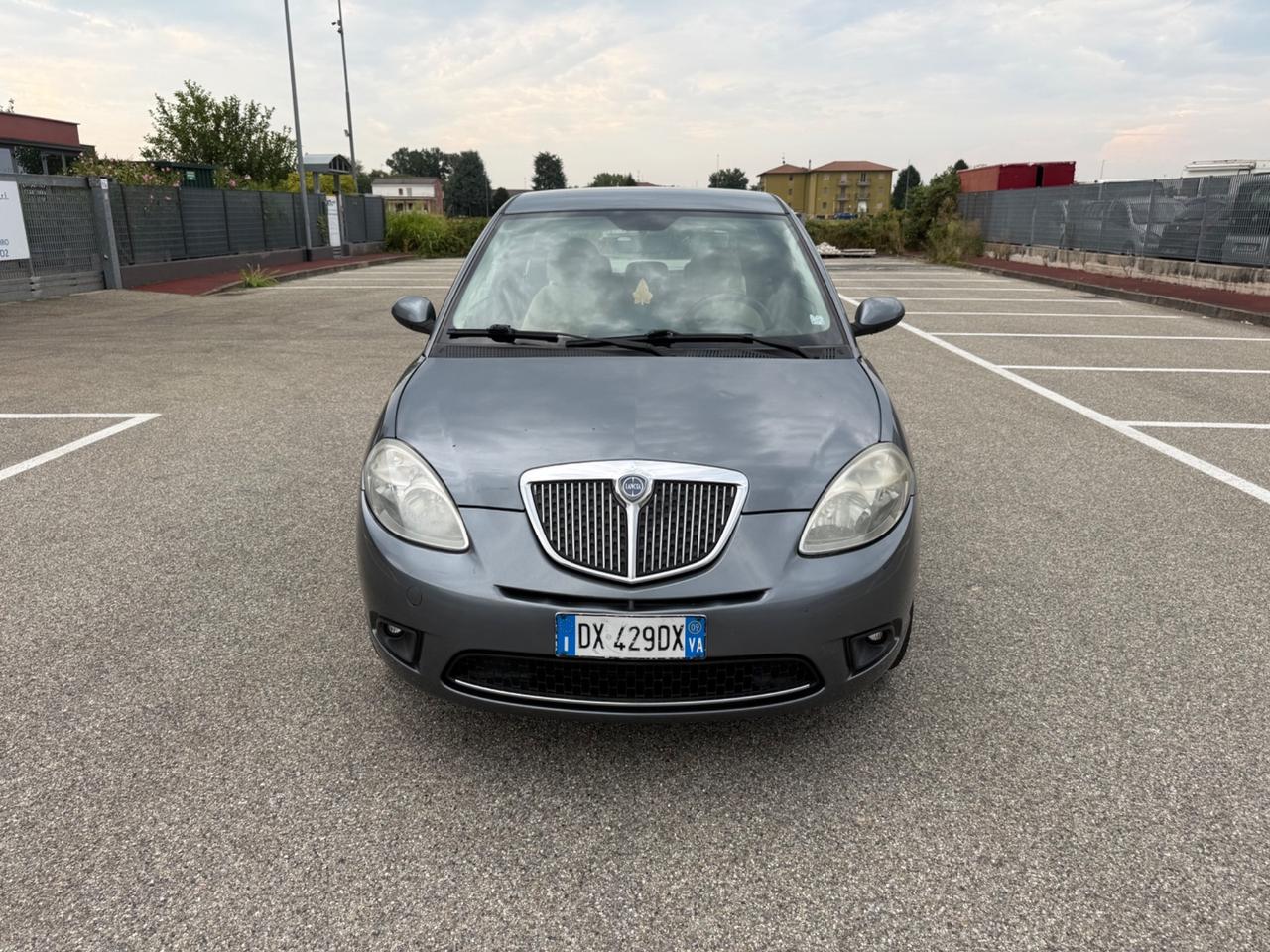 Lancia Ypsilon 1.4 Platino Ecochic GPL