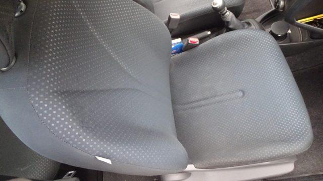 TOYOTA Yaris 1.300 100 cv, 5 porte, versione "Sol", Garanzia..