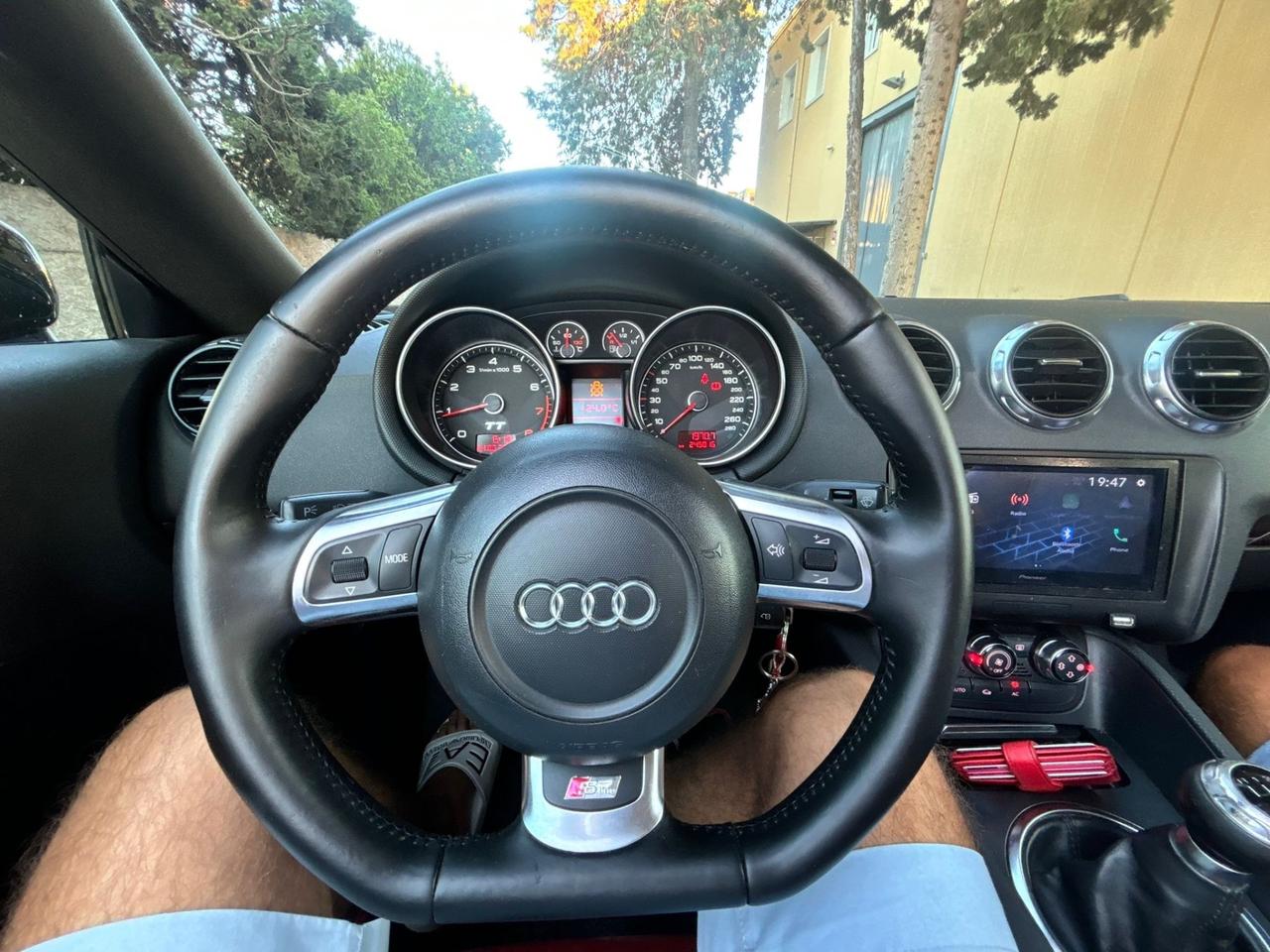 Audi TT Roadster 2.0 TFSI