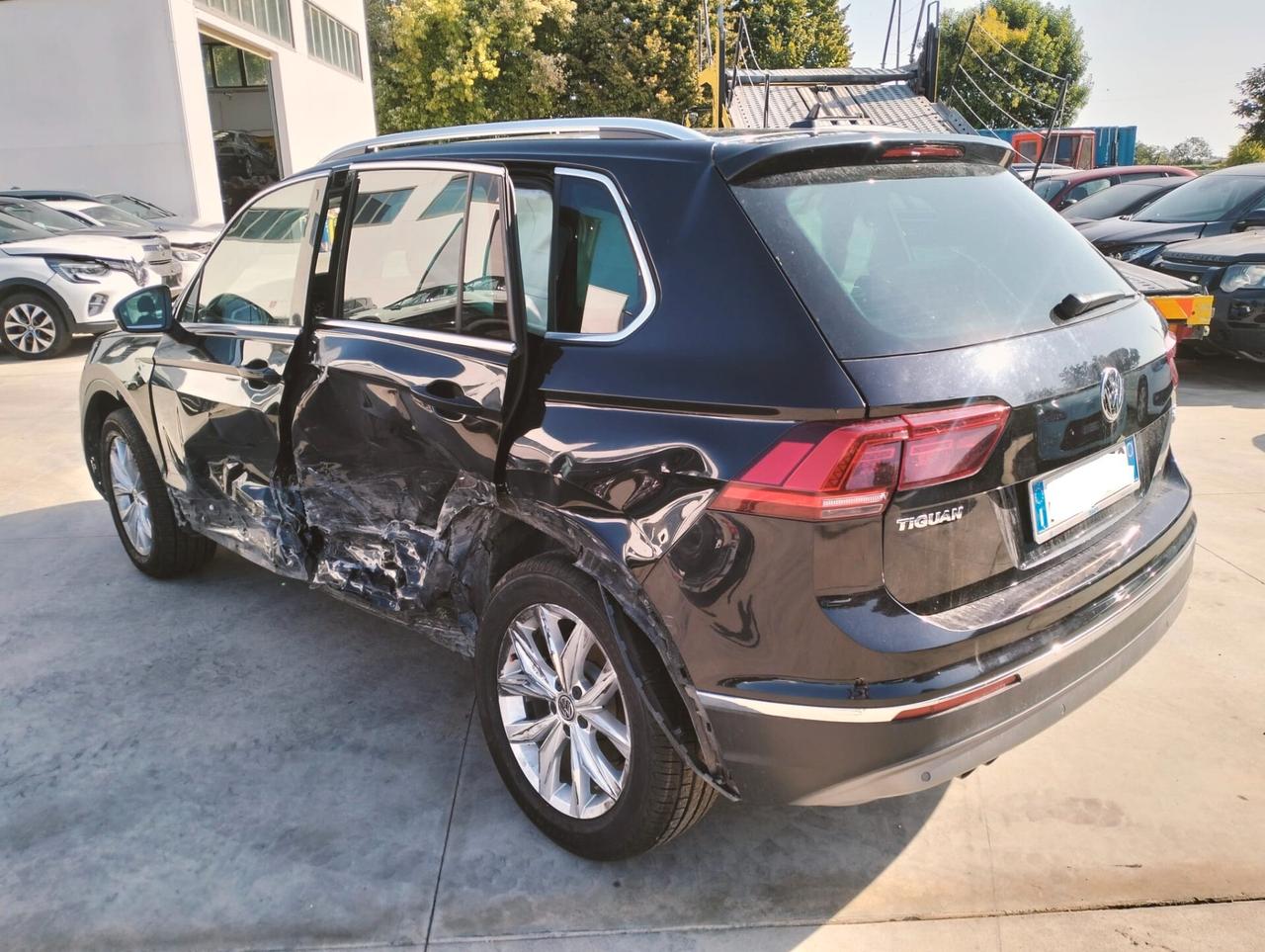Volkswagen Tiguan 2.0 TDI 4MOTION 150 CV - SINISTRATA