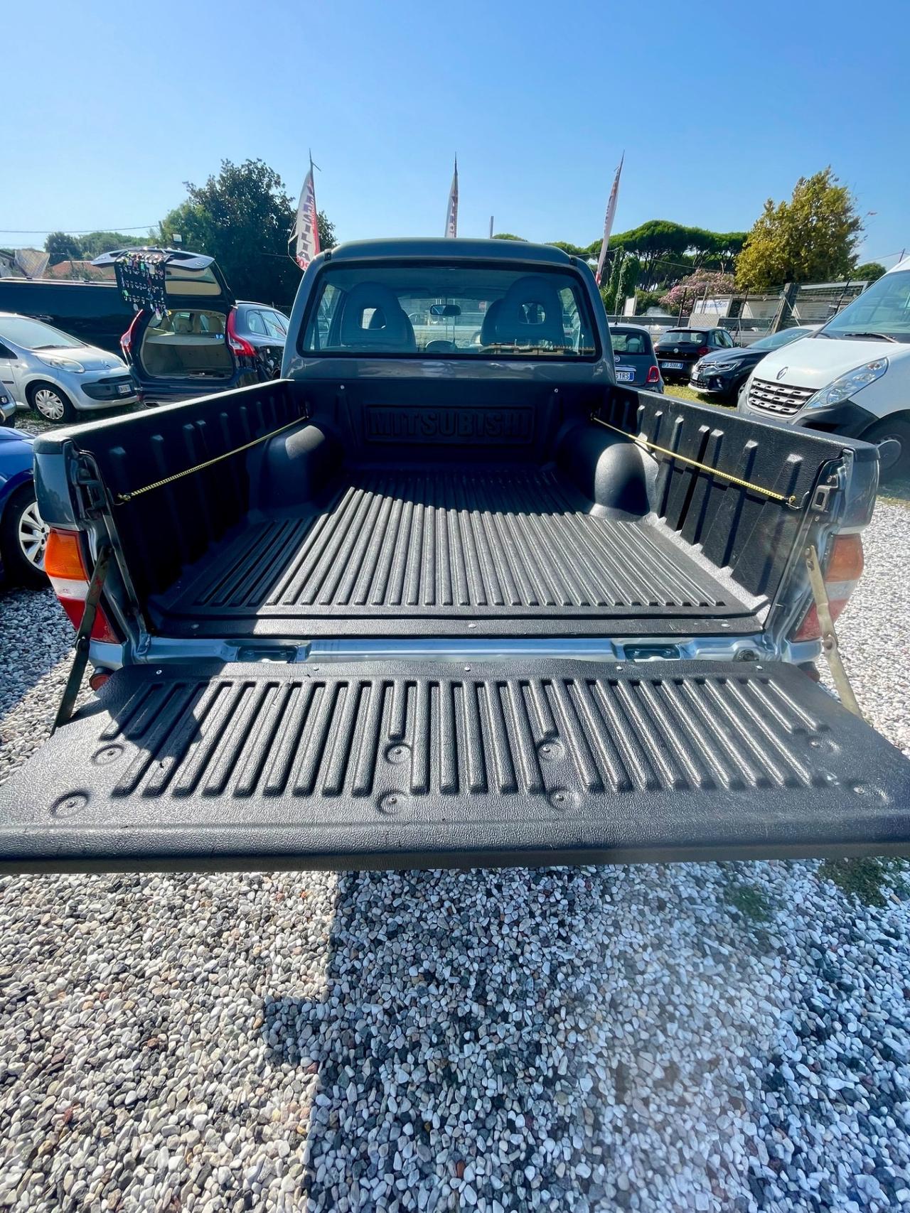 Mitsubishi L200 2.5 TDI 4WD Double Cab Pup. GLS T.