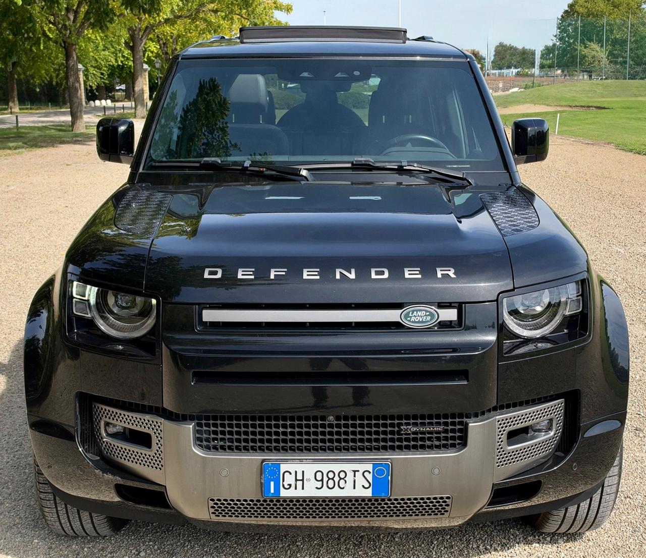 Land Rover Defender 110 3.0 l6 400 CV 7 POSTI !!!!!!