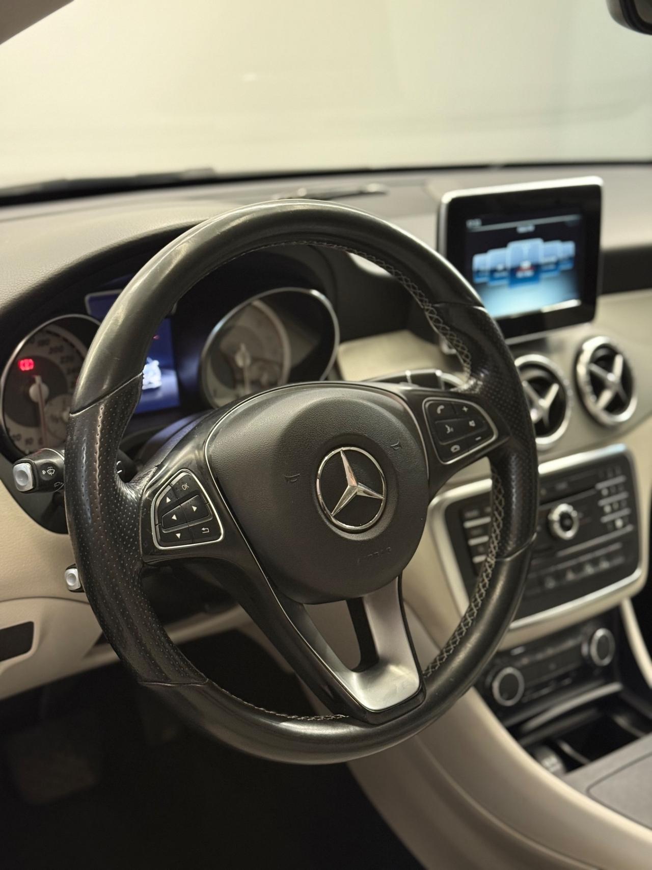 Mercedes-benz CLA 200d Shooting Brake Automatic Sport