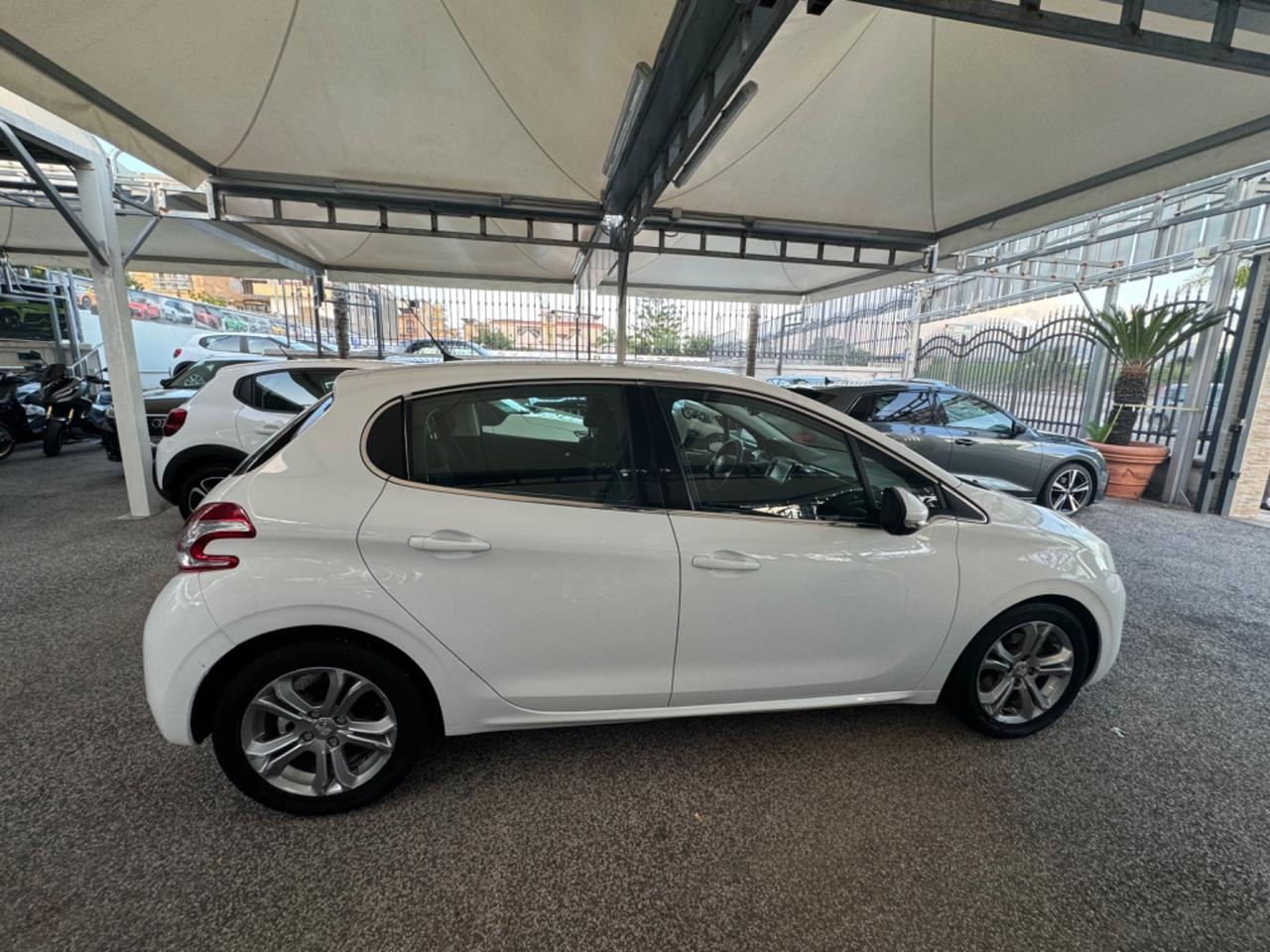 Peugeot 208 1.4 VTi 95 CV 5p. GPL Access