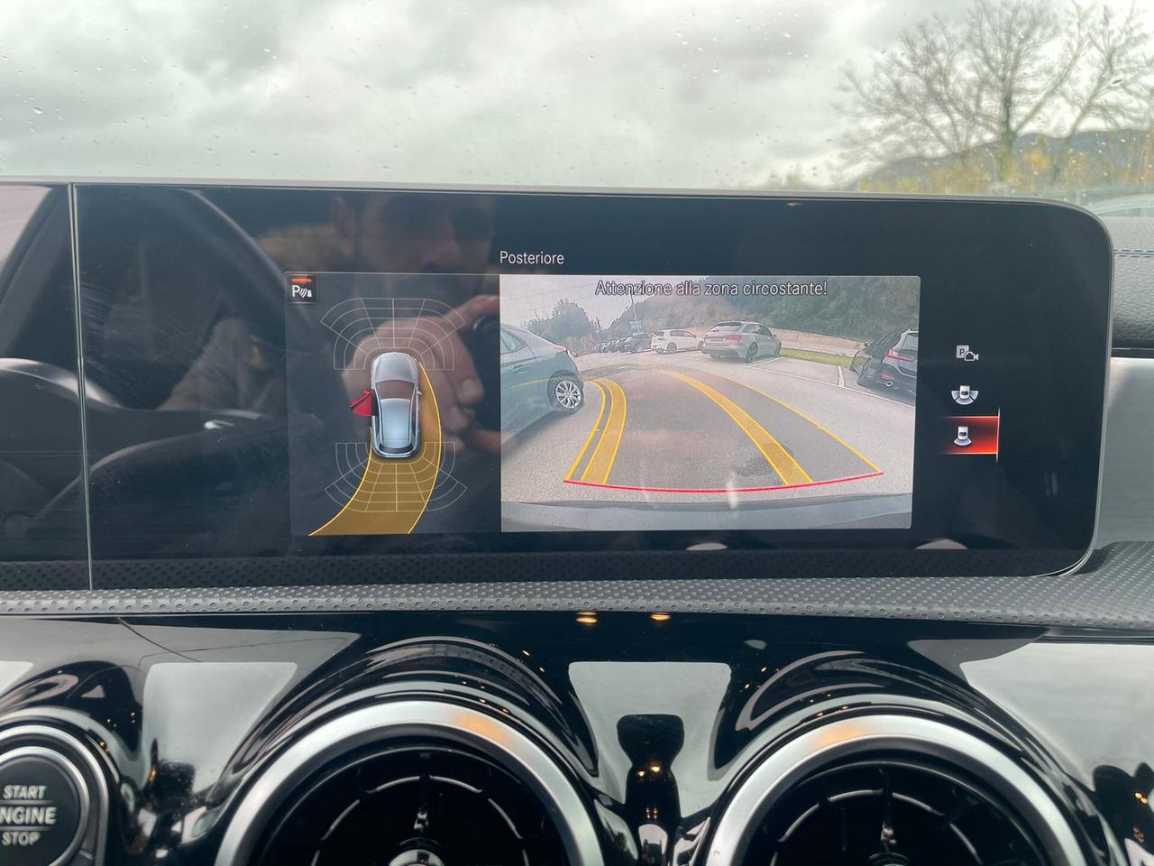 MERCEDES CLASSE A 180d PREMIUM AMG LINE *TETTO*