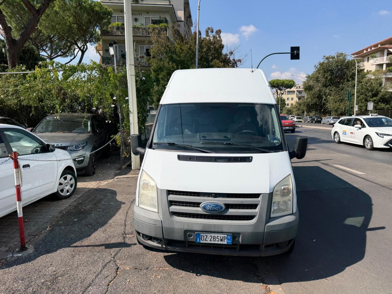 Ford Transit Courier 350l VAN 2.2.