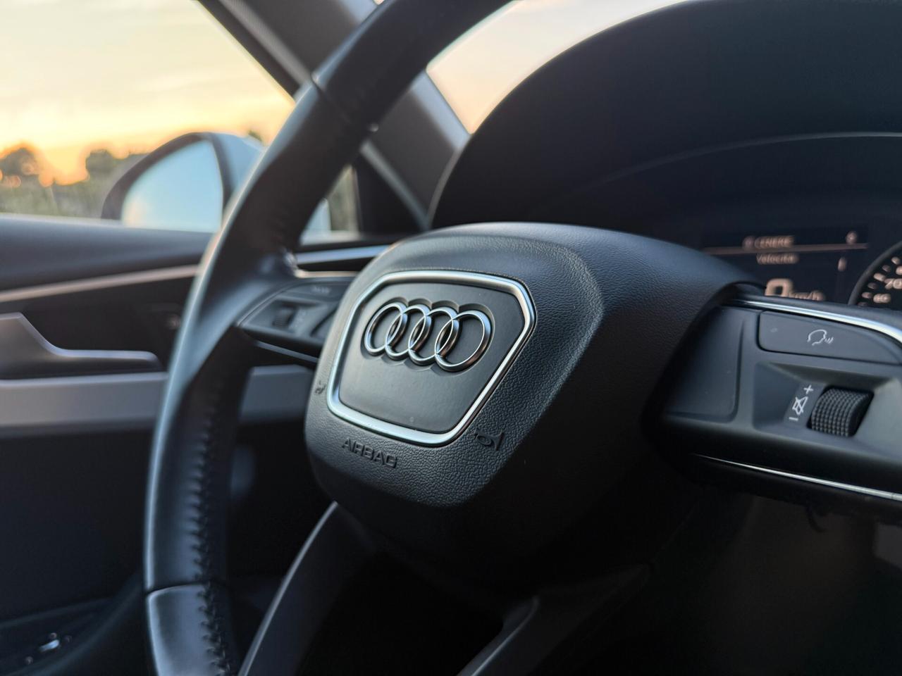 Audi A4 Avant/2.0 S TDI 150 CV/NAVI/LED/CERCHI 17"