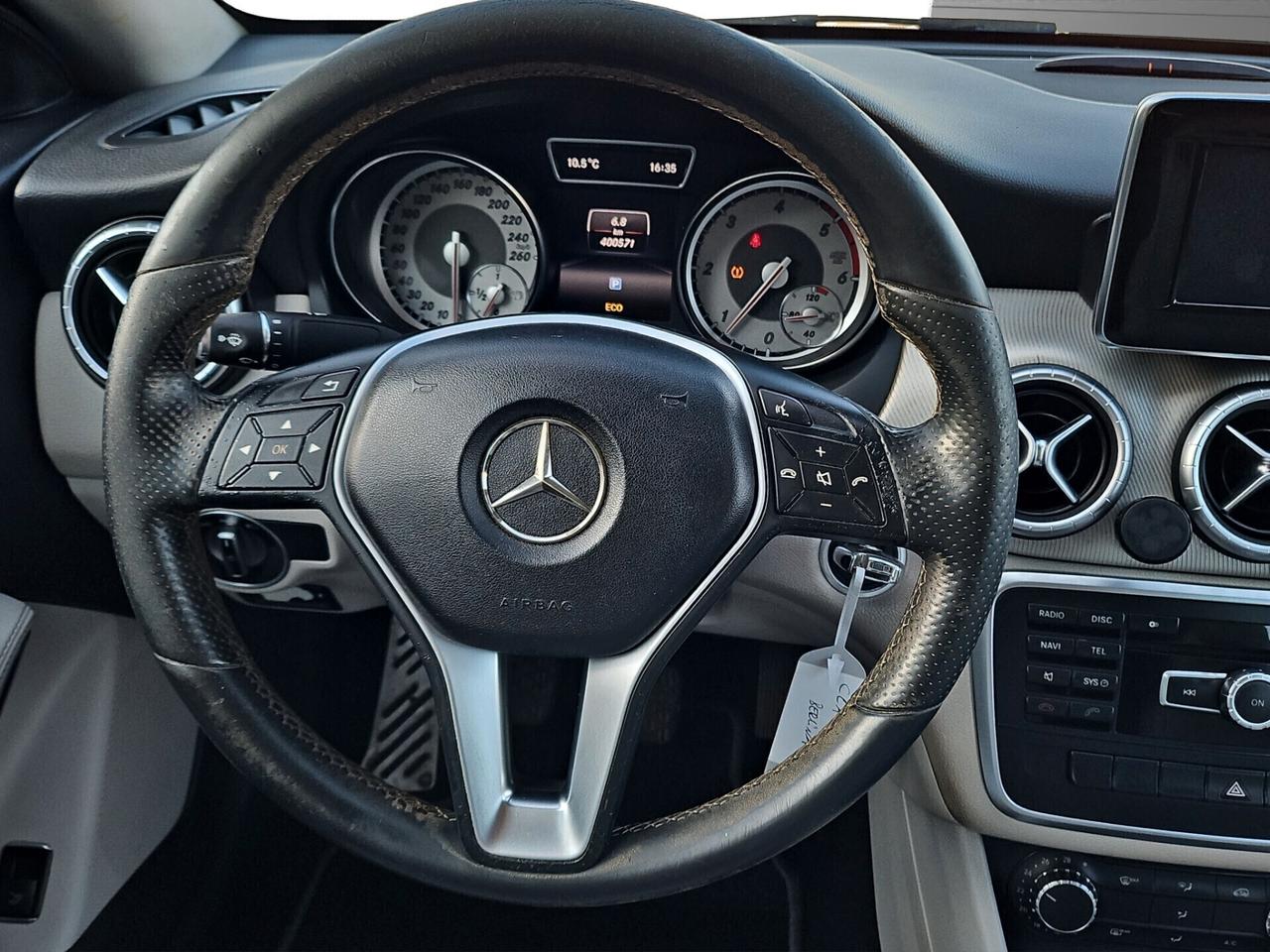 Mercedes-benz CLA 200 CDI Premium