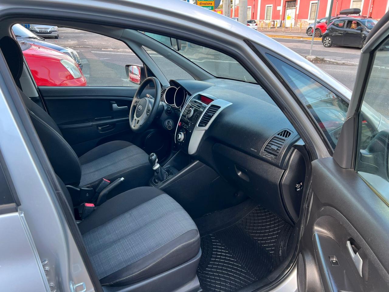 Kia Venga 1.4 CRDi 90 CV Crossover