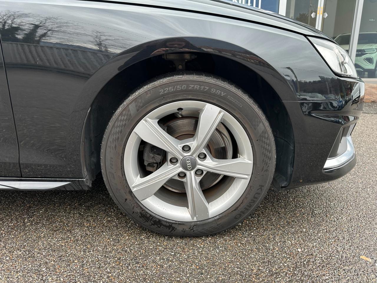 Audi A4 Avant 35 TFSI S tronic line edition