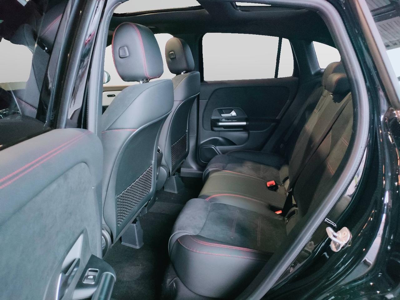 Mercedes-Benz GLA 200 d Automatic 4MATIC