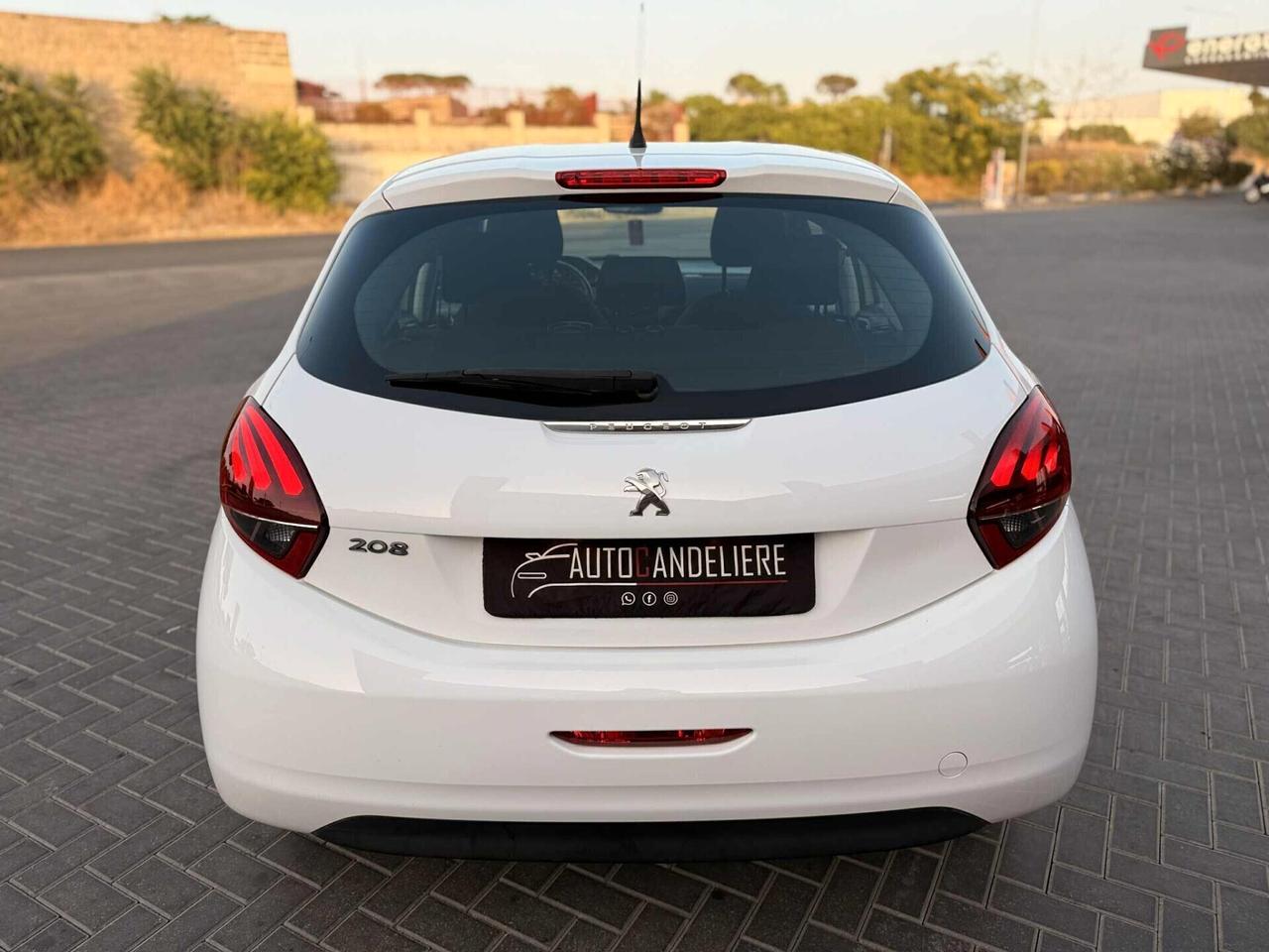 Peugeot 208 1.5 HDi 102 CV Stop&Start 5 porte Allure/OK NEOPATENTATI