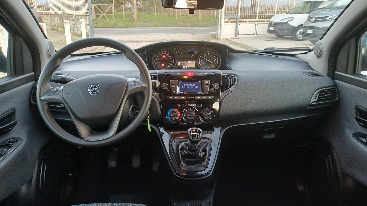 Lancia Ypsilon 1.0 FireFly 5 porte S&S Hybrid Silver 2023 SOLO 5MILA KM