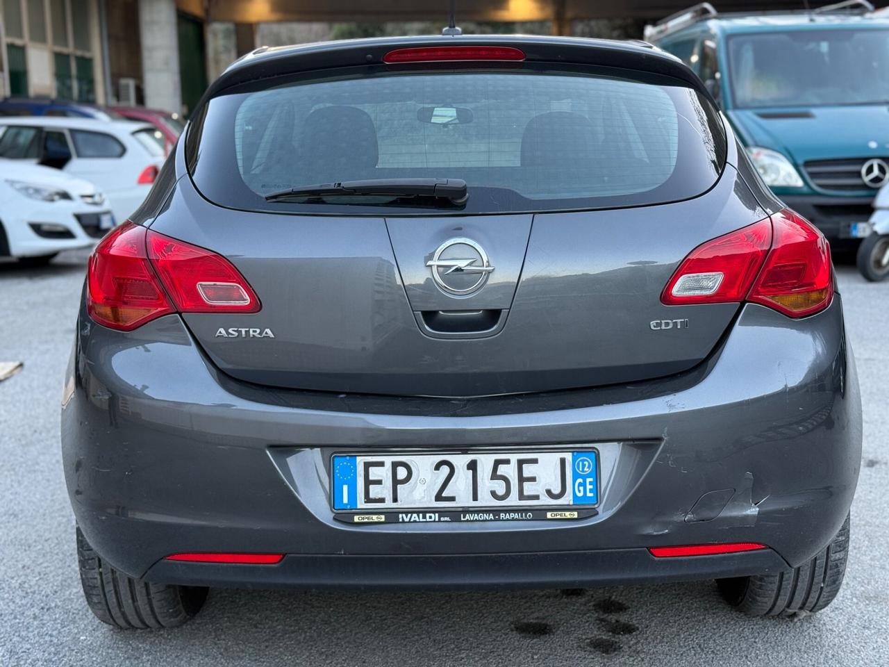 Opel Astra 1.7 CDTI 110CV 5 porte pronta consegna