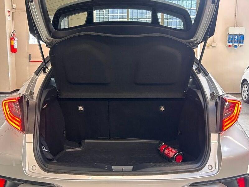 Toyota C-HR 1.8 Hybrid E-CVT Lounge