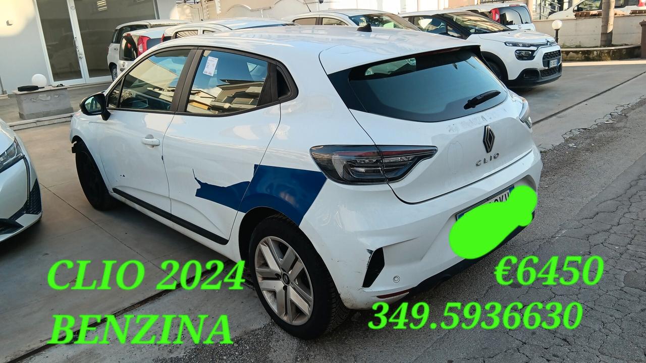 Renault Clio INCIDENTATA SINISTRATA MONDIALCARS 024