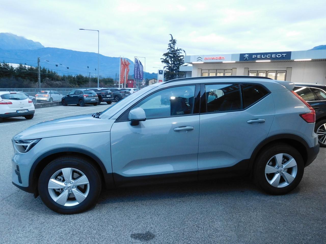Volvo XC40 B3 Hybrid automatico Essential