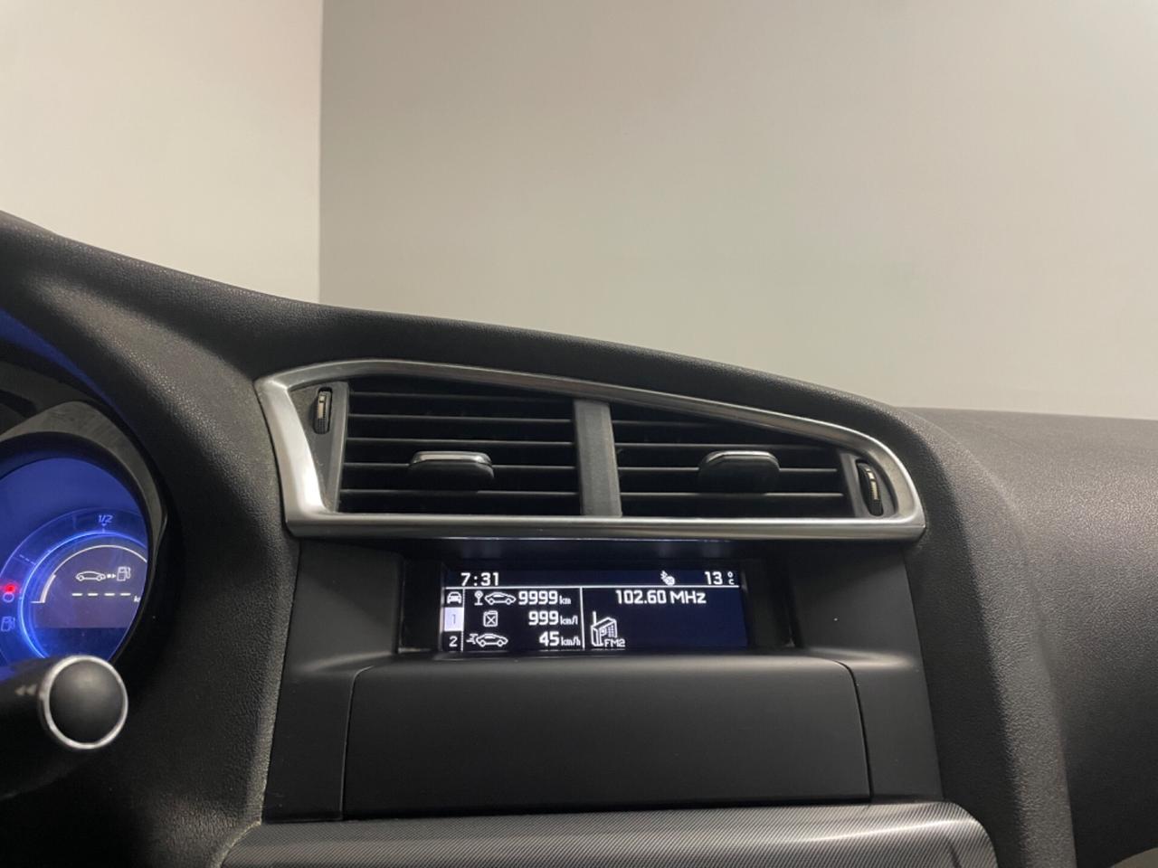 Citroen C4 1.6 e-HDi 110 airdream Exclusive