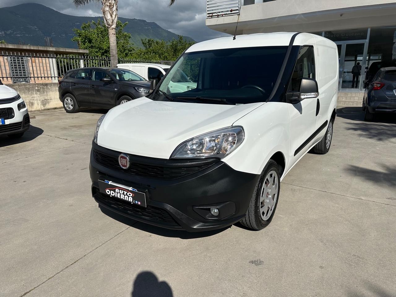 Fiat Doblo Doblò 1.4 T-Jet Natural Power PC-TN Car