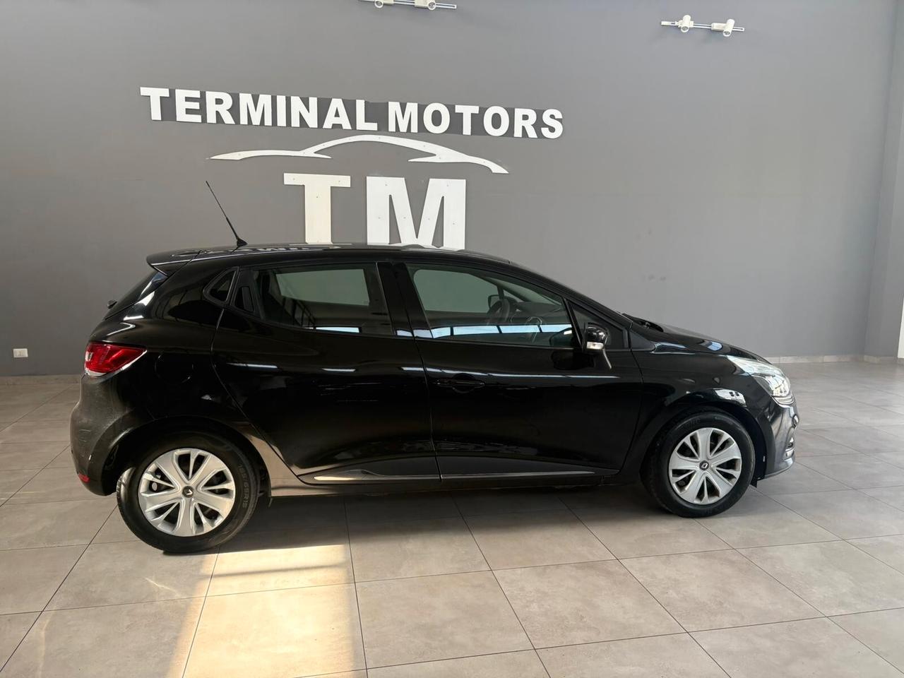 Renault Clio dCi 8V 75 CV 5 porte Moschino Life