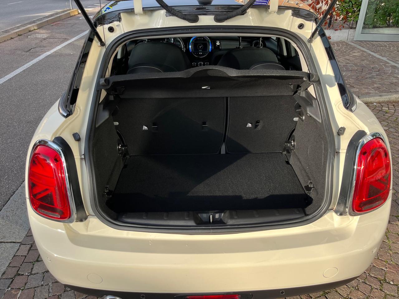 Mini 1.5 Cooper D Baker Street 5 porte