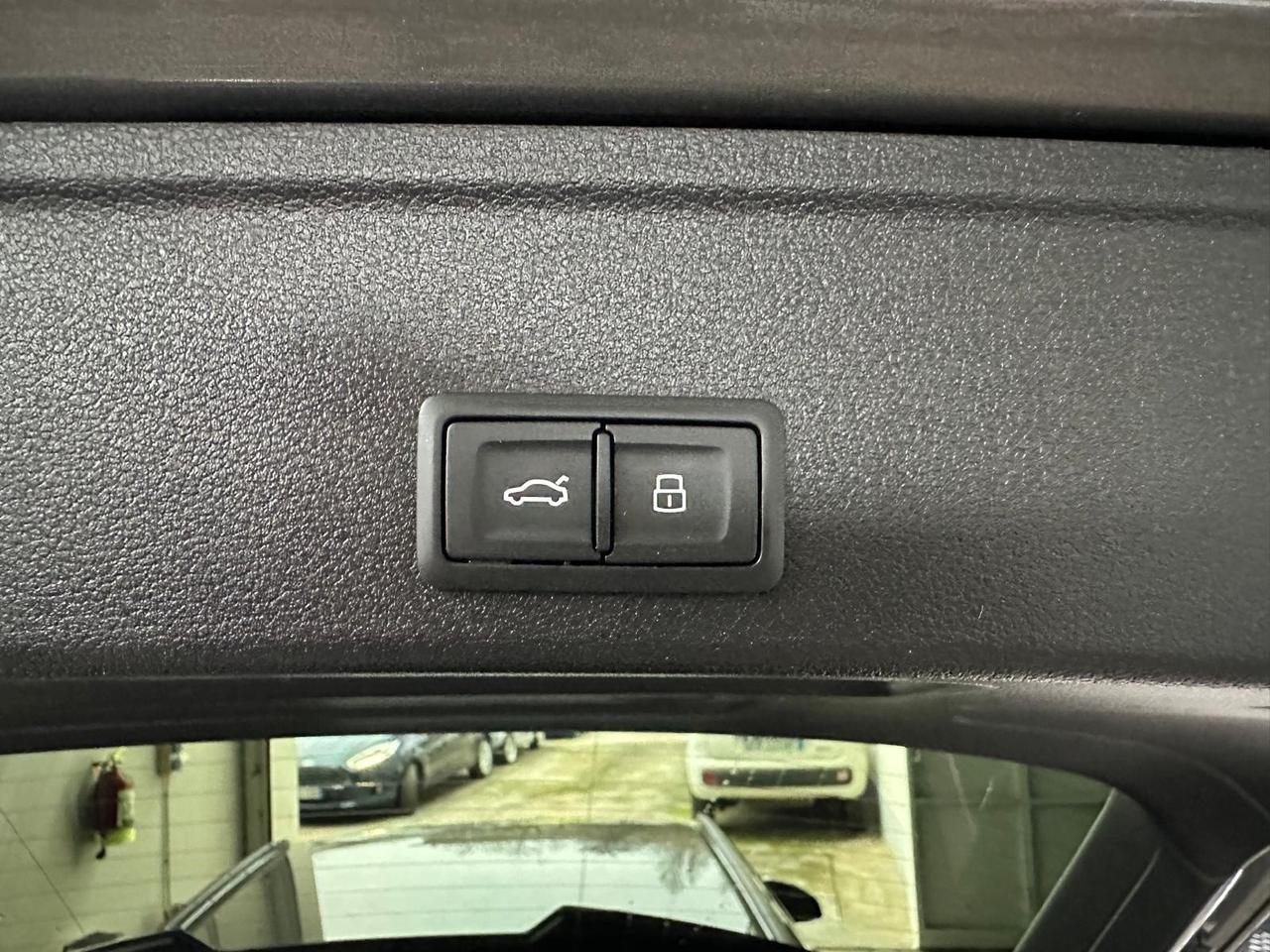 Audi A4 Avant 45 TDI quattro tiptronic S line edition