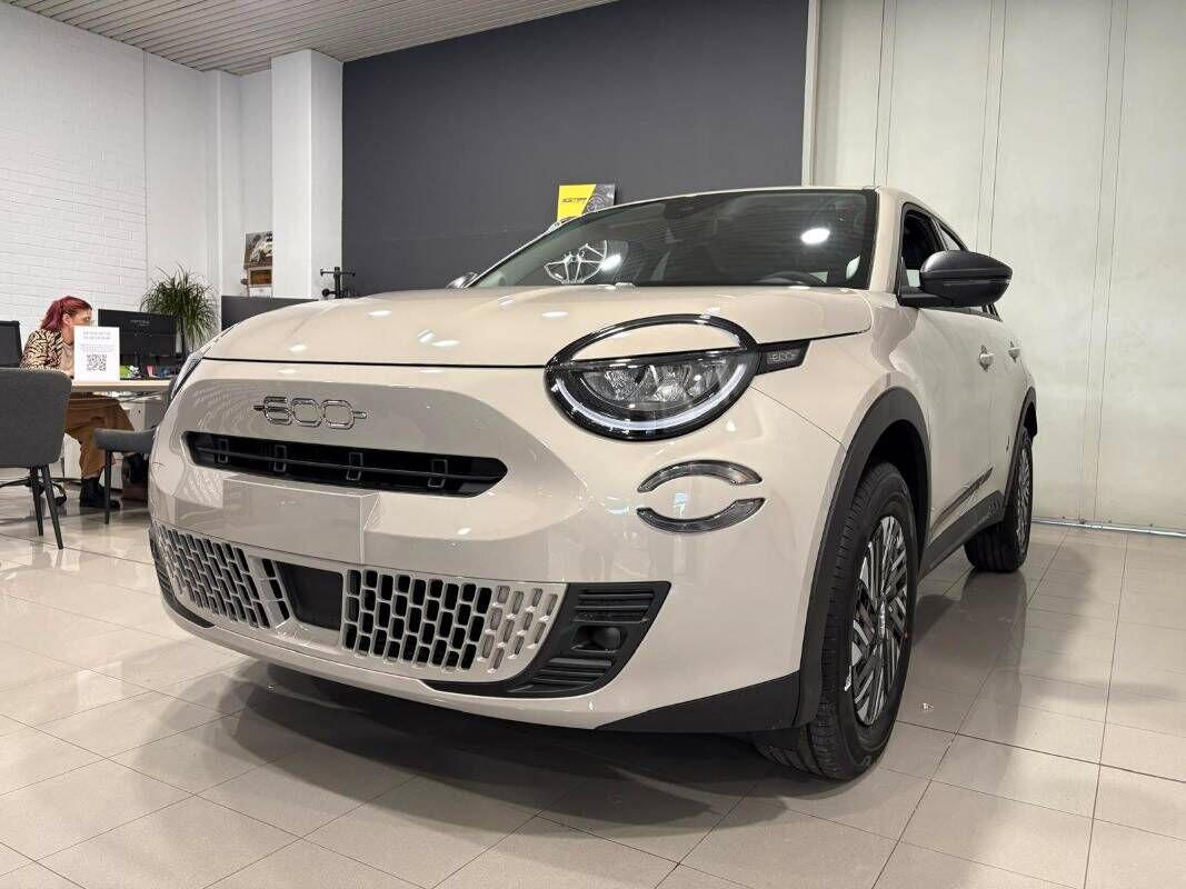 Fiat 600 1.2 hybrid 110cv auto