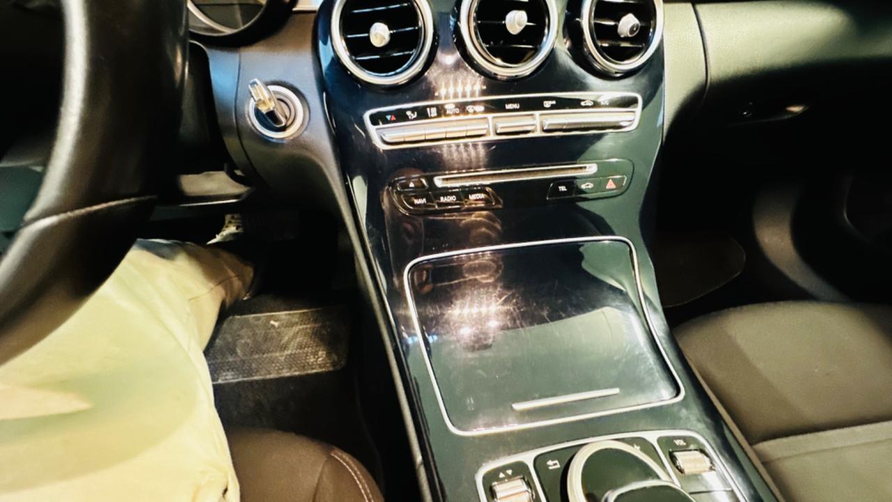 Mercedes-benz C 180 d Premium