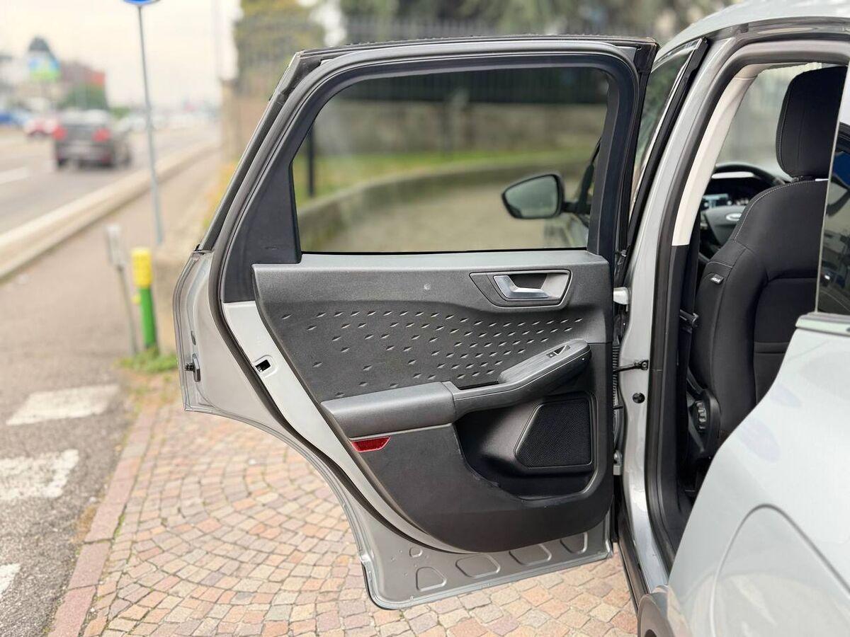 Ford Kuga 2.5 phev Titanium 2wd 225cv e-shifter